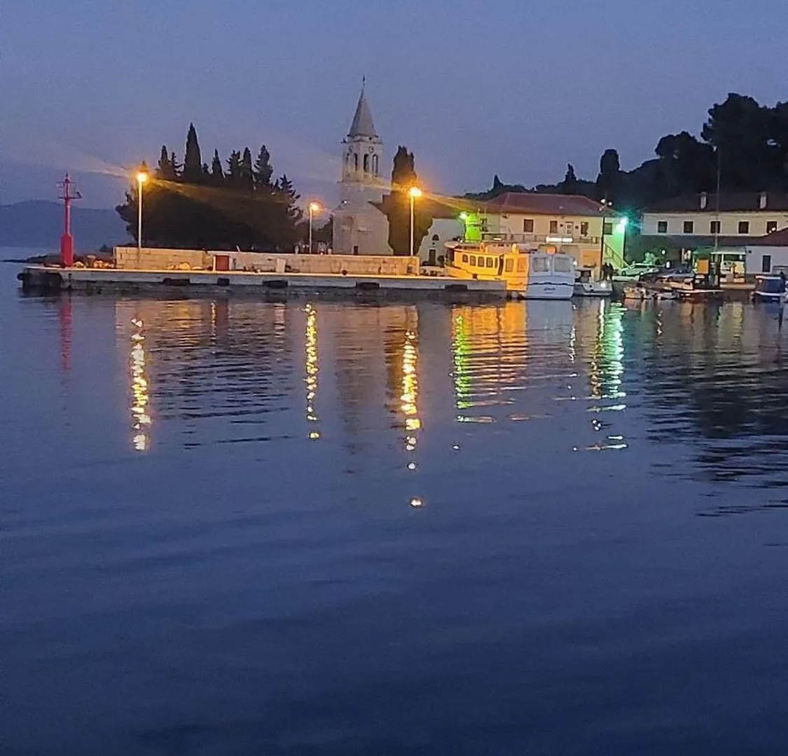 Holiday home Sundial Stone House Villa Zdrelac Croatia