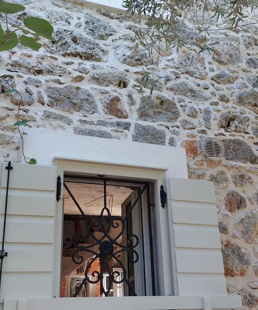 Holiday home Sundial Stone House Villa Zdrelac