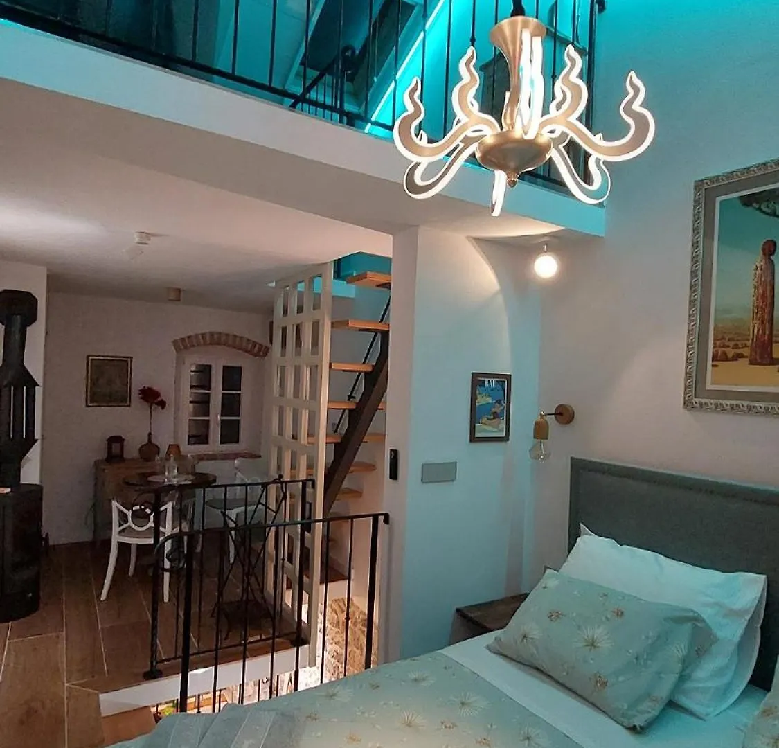 Holiday home Sundial Stone House Villa Zdrelac